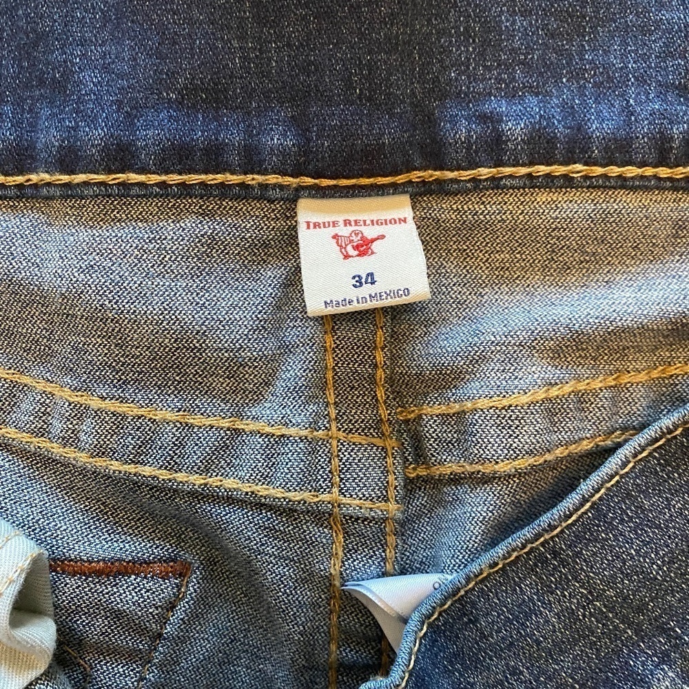 True Religion-Men's Rocco Relaxed Skinny Jean-No Flap-Dark Wash- Size 34 - Picture 4 of 12